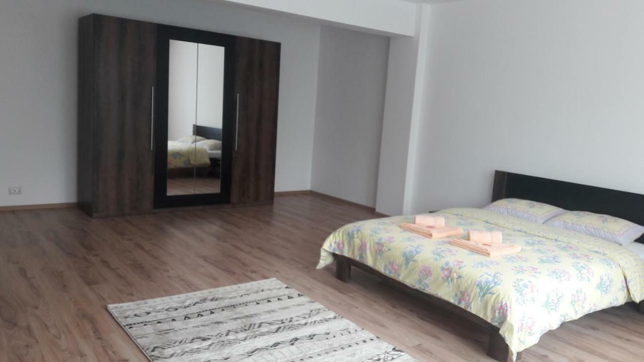 Travel Homzzz Apartments Marosvásárhely Kültér fotó