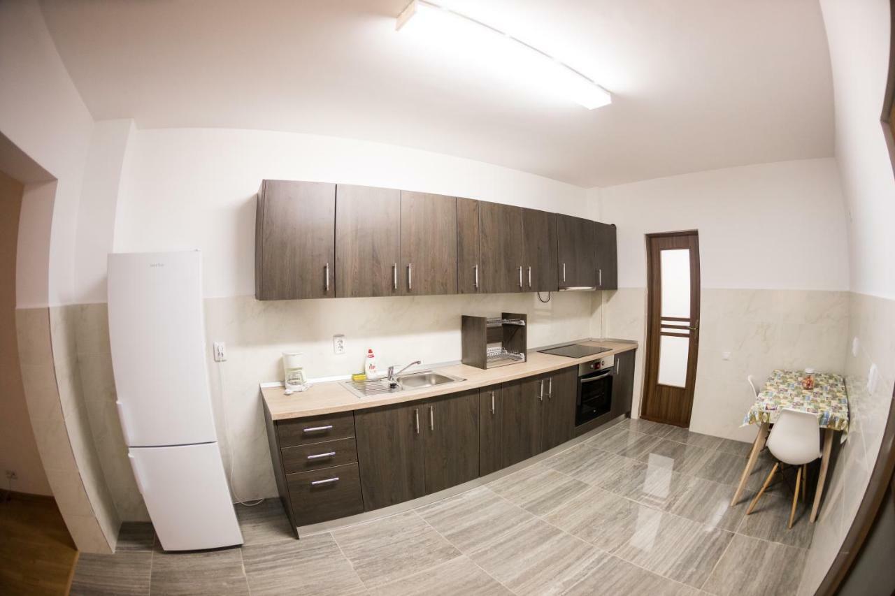 Travel Homzzz Apartments Marosvásárhely Kültér fotó