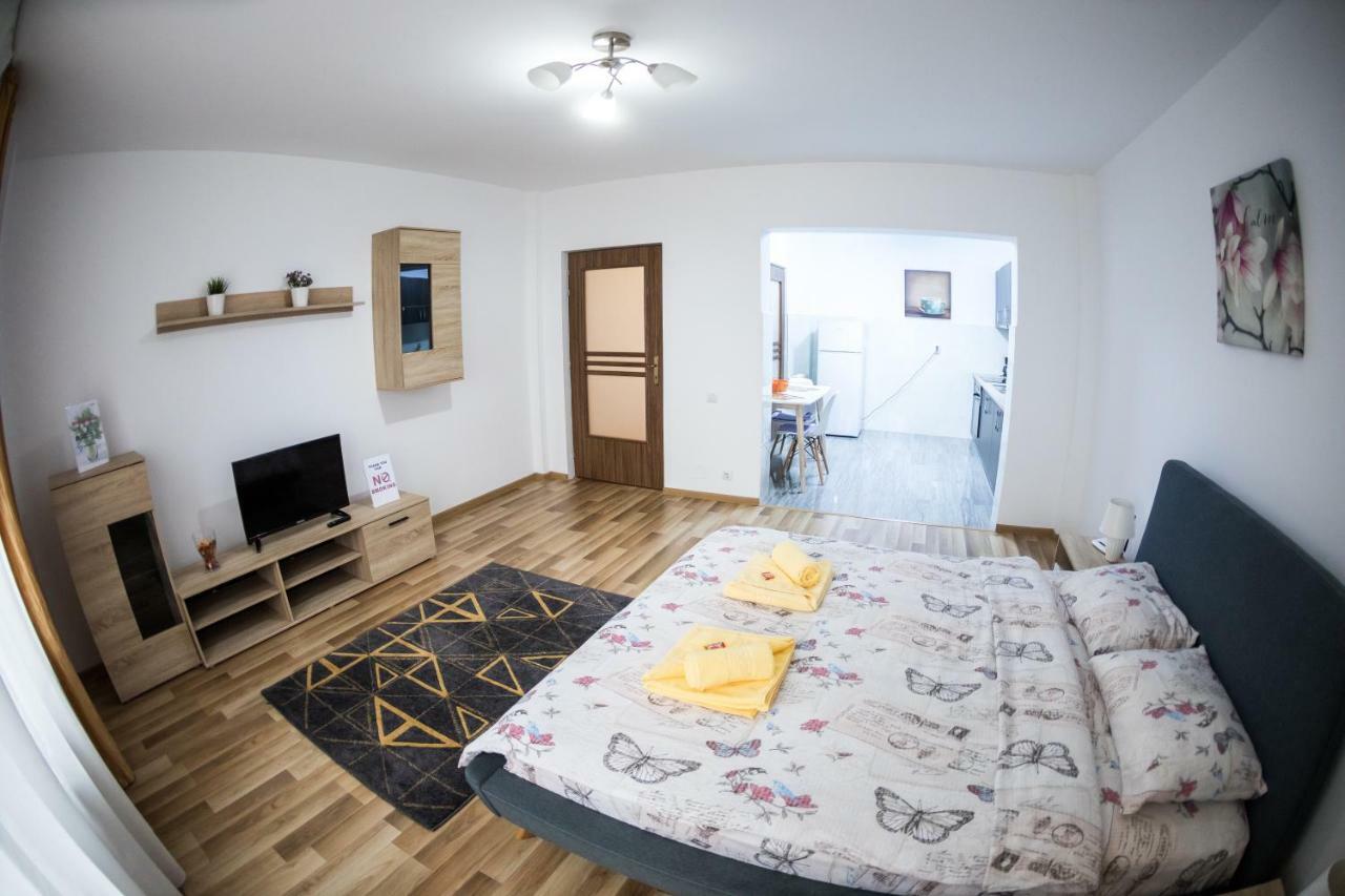 Travel Homzzz Apartments Marosvásárhely Kültér fotó